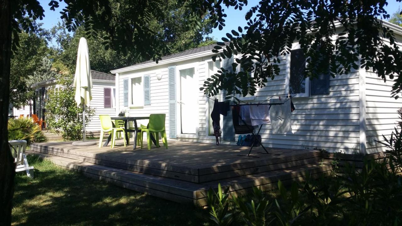 Camping La Digue Chauzon Екстериор снимка